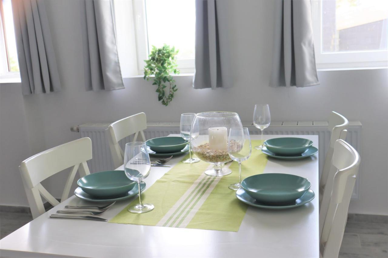 Gasthaus & Restaurant Dahlemer Binz Dahlem  Екстериор снимка